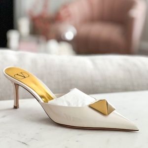 Valentino Garavani One Stud Patent Leather Heels